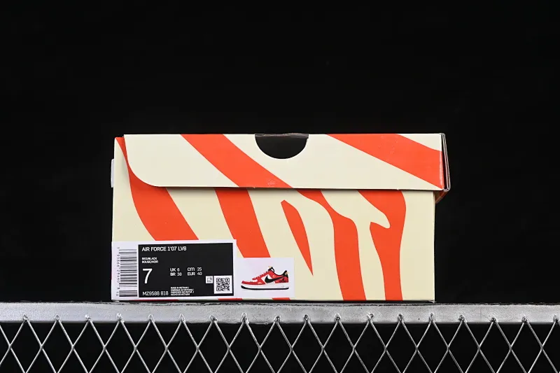 All categories Nk Air Force 1 Air Force series Nk Air Force 1 Low Air Force low top Nike Air Force 1'07 Low Year of the Horse limited edition Xiangyunmi black and red Air Force 1 low top casual sneakers MZ9588-818